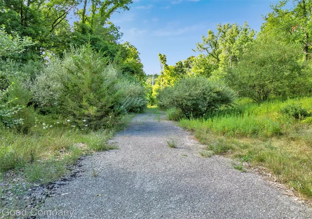Photo 4 of Land for sale at 3187 Mapleridge, Milford Charter Township Oakland, MI 48380 | MLS# 20261068263 | Listing updated on 2026-08-27