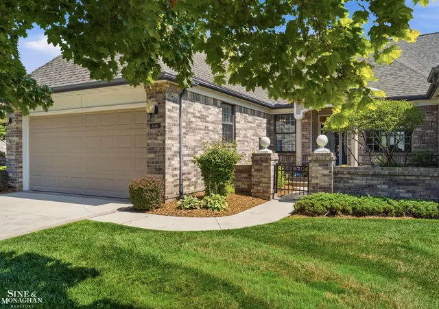 4th image of 1646 Edison Shores Ln Ln, Port Huron City St Clair, MI 48060 | MLS# 58050219805