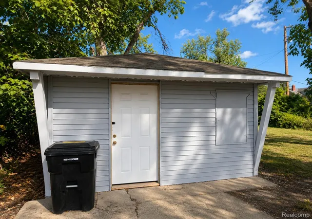 Photo 3 of Single family home for sale at 15344 Blackstone St, Detroit City Wayne, MI 48223 | MLS# 20261068270 | Listing updated on 2026-08-26