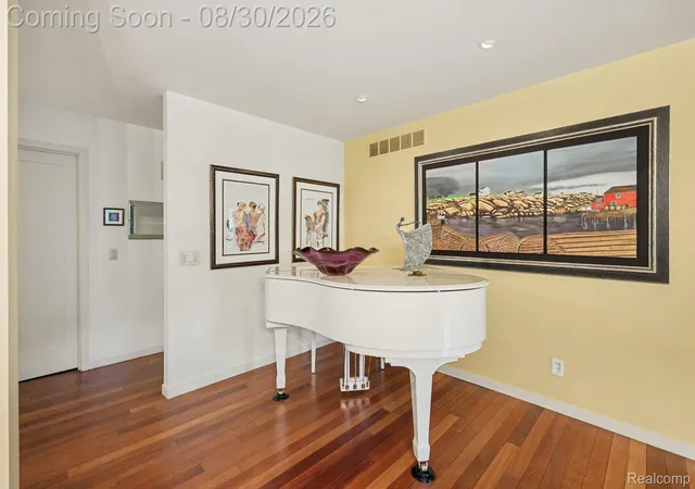 Photo 3 of Condo for sale at 4901 Fairway Ridge Cir, West Bloomfield, MI 48323 | MLS# 20261068276 | Listing updated on 2026-09-20