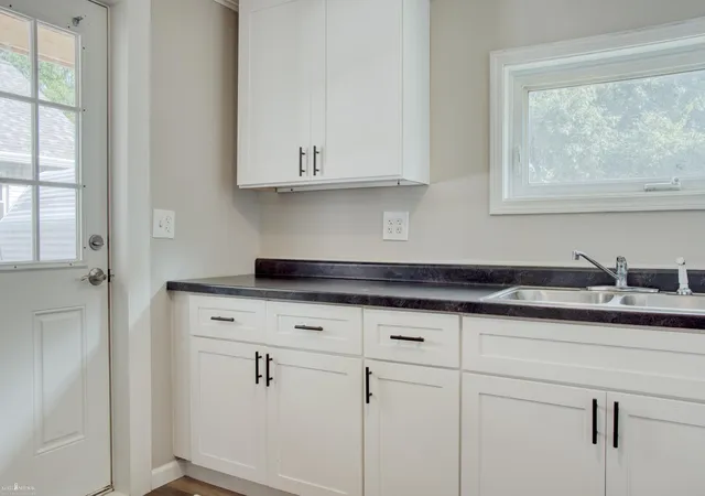 Photo 3 of Single family home for sale at 1003 Ryan St, Owosso City Shiawassee, MI 48867 | MLS# 5050219808 | Listing updated on 2026-09-09