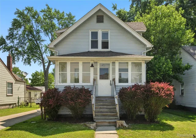 Multi family home for sale at 306 N Kenwood Ave, RoyalOakCity_Oakland, MI 48067 | MLS# 20261068291
