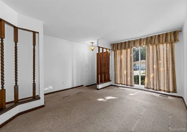 Photo 4 of Single family home for sale at 38653 Levisham Dr, Clinton Charter Township Macomb, MI 48038 | MLS# 20261068307 | Listing updated on 2026-09-11