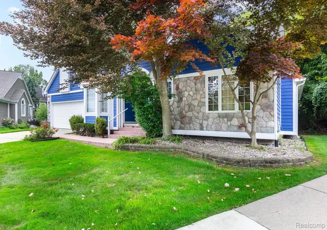 Photo 2 of Condo for sale at 3387 Henley Ct, Rochester Hills City Oakland, MI 48309 | MLS# 20261068308 | Listing updated on 2026-08-28