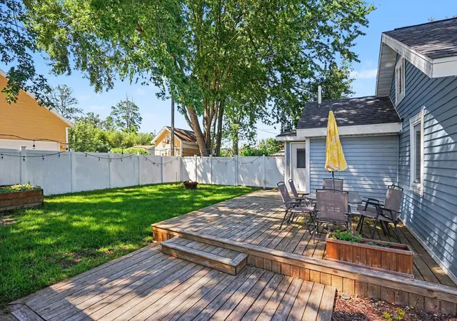 Photo 3 of Single family home for sale at 66 Lakeview Ave, Norton Shores City Muskegon, MI 49444 | MLS# 71026045034 | Listing updated on 2026-09-18