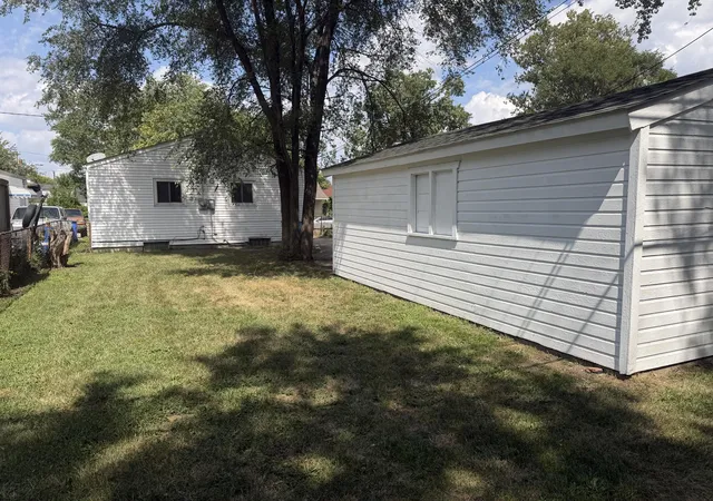 Photo 4 of Single family home for sale at 8144 Orchard Ave, Warren City Macomb, MI 48089 | MLS# 81026045042 | Listing updated on 2026-08-26