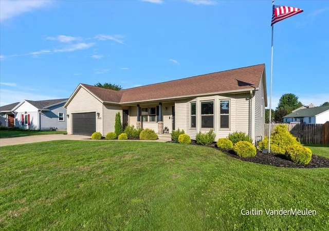 Photo 4 of Single family home for sale at 11421 Prairie Ave, Allendale Charter Township Ottawa, MI 49401 | MLS# 65026045029 | Listing updated on 2026-09-16