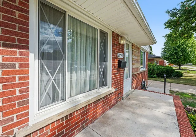 Photo 4 of Single family home for sale at 26740 Barbara St, Roseville City Macomb, MI 48066 | MLS# 58050219827 | Listing updated on 2026-09-18