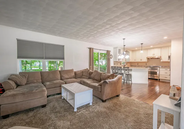 Photo 4 of Single family home for sale at 132 Kensington Ct, Battle Creek City Calhoun, MI 49015 | MLS# 64026045055 | Listing updated on 2026-09-25