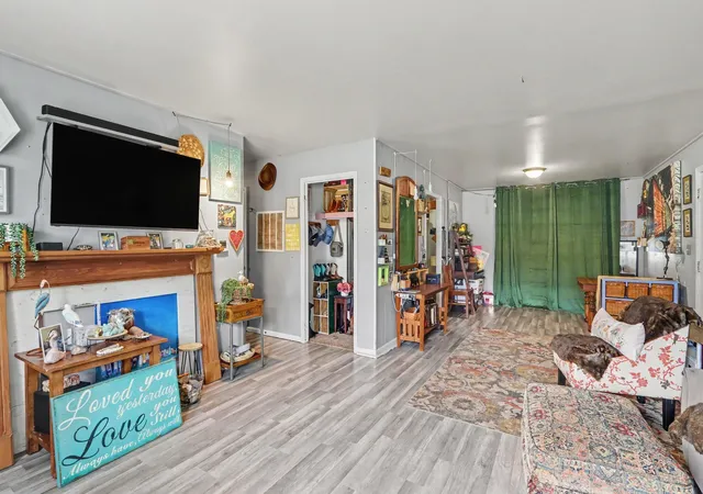 Photo 3 of Single family home for sale at 2714 Cimarron Dr, Kalamazoo City Kalamazoo, MI 49004 | MLS# 66026045082 | Listing updated on 2026-09-09