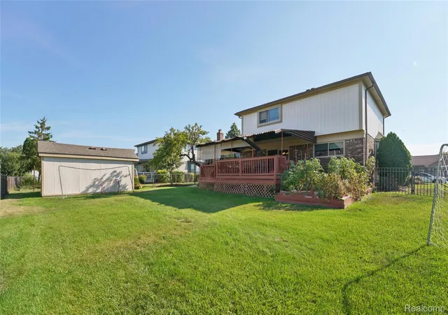 Photo 4 of Single family home for sale at 39719 Lembke Dr, Sterling Heights City Macomb, MI 48313 | MLS# 20261068376 | Listing updated on 2026-08-27