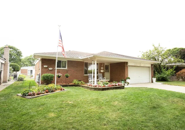 Photo 1 of Sale Pending at 30918 Primrose Dr, Warren City Macomb, MI 48088 | MLS# 58050219844 | Listing updated on 2026-09-04