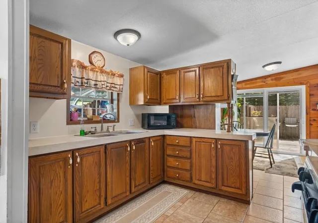 Photo 4 of Single family home for sale at 8645 Rahe Rd, Mayfield Township Grand Traverse, MI 49648 | MLS# 78080072842 | Listing updated on 2026-09-01
