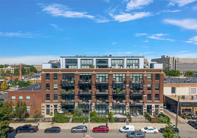 Condo for sale at 444 W Willis St #402, DetroitCity_Wayne, MI 48201 | MLS# 20261068382