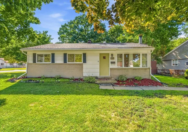 Photo 3 of Single family home for sale at 1482 Blossom Ave, Ypsilanti Charter Township Washtenaw, MI 48198 | MLS# 20261068384 | Listing updated on 2026-09-14