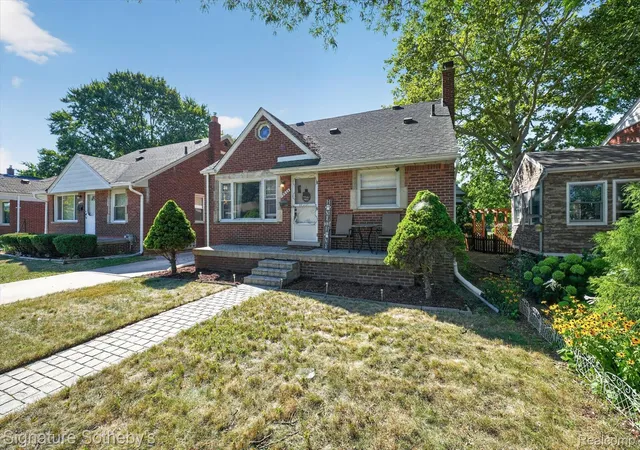 Photo 42 of Single family home for sale at 7348 Helen Rd N, Center Line City Macomb, MI 48015 | MLS# 20261068389 | Listing updated on 2026-09-03