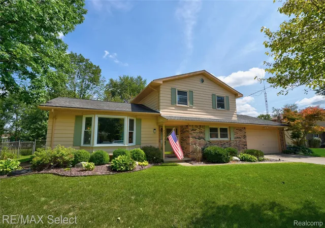 Photo 1 of Sale Pending at 4317 Mount Vernon Pass, Flint Charter Township Genesee, MI 48473 | MLS# 20261068390 | Listing updated on 2026-09-14