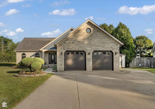 Photo 1 of Sale Pending at 832 5th St, Marysville City St Clair, MI 48040 | MLS# 58050219847 | Listing updated on 2026-08-28