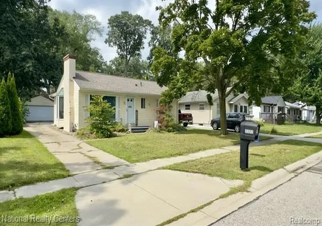 Photo 1 of Single family home for sale at 3321 Pine Grove Ave, Port Huron City St Clair, MI 48060 | MLS# 20261068396 | Listing updated on 2026-08-27