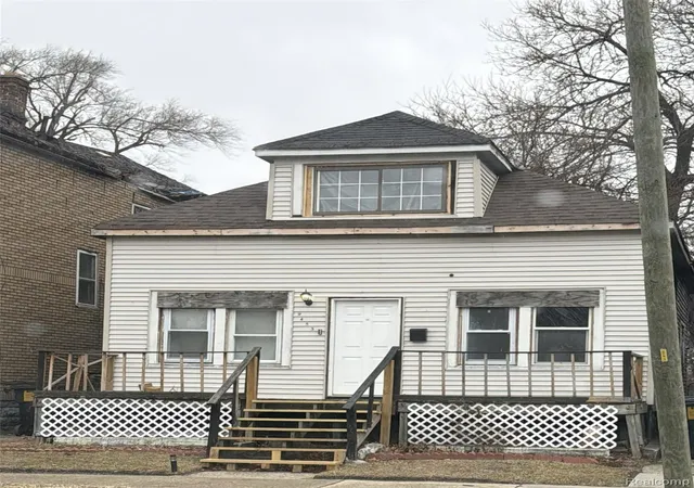 Photo 1 of Single family home for sale at 9453 Edgewood St, Detroit City Wayne, MI 48213 | MLS# 20261068406 | Listing updated on 2026-08-27
