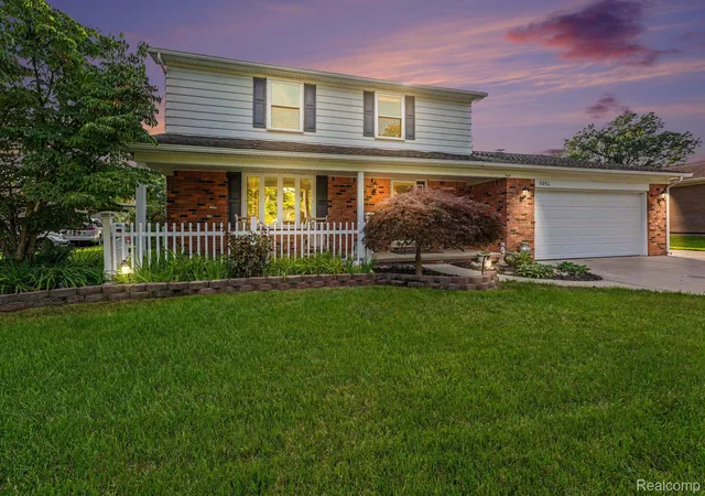 Photo 1 of Single family home for sale at 9490 Steephollow Dr, White Lake Charter Township Oakland, MI 48386 | MLS# 20261068421 | Listing updated on 2026-08-27