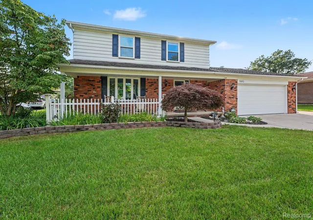 Photo 2 of Single family home for sale at 9490 Steephollow Dr, White Lake Charter Township Oakland, MI 48386 | MLS# 20261068421 | Listing updated on 2026-08-27