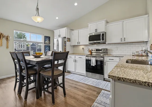 Photo 3 of Single family home for sale at 573 N Cygnet Lake Dr, Benton Charter Township Berrien, MI 49022 | MLS# 69026045122 | Listing updated on 2026-09-09