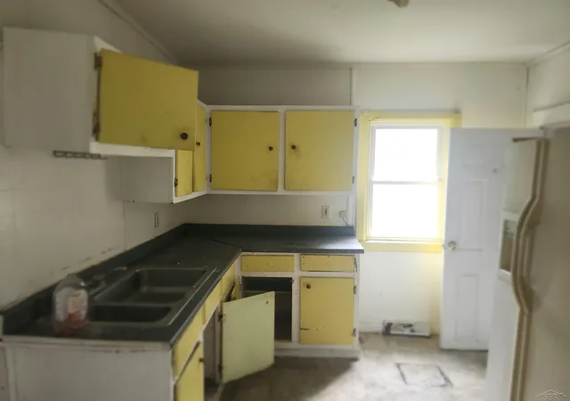 Photo 3 of Single family home for sale at 1314 Union Ave, Saginaw City Saginaw, MI 48602 | MLS# 61050219861 | Listing updated on 2026-09-09