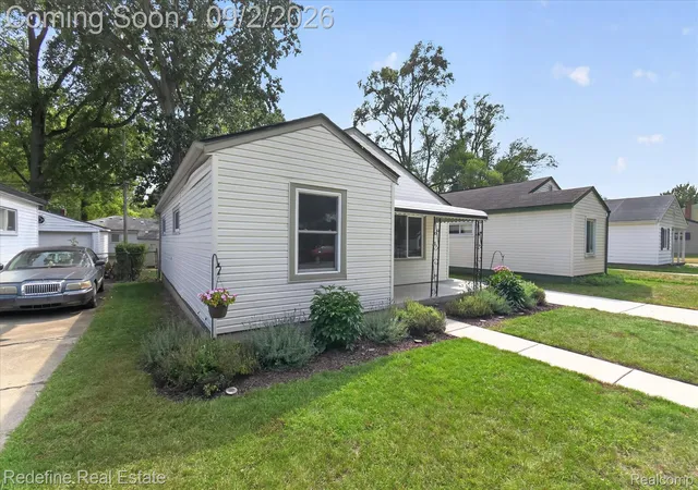 Photo 3 of Single family home for sale at 34537 Winslow St, Wayne, MI 48184 | MLS# 20261068438 | Listing updated on 2026-09-24