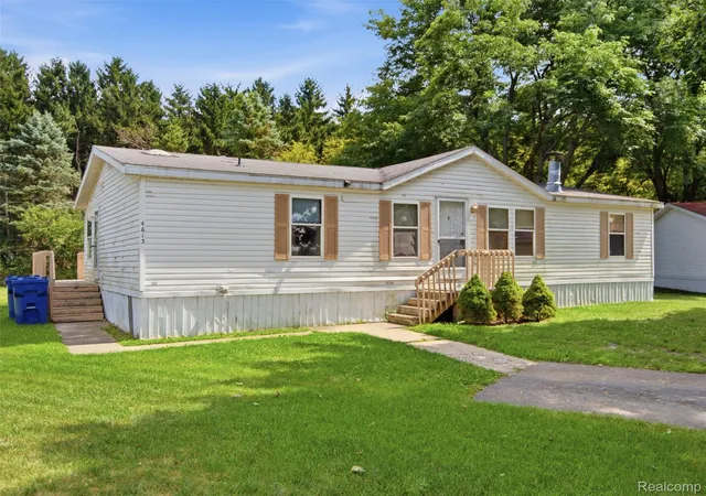 Photo 1 of Single family home for sale at 4613 Butternut, Clarkston City Oakland, MI 48348 | MLS# 20261068441 | Listing updated on 2026-09-01
