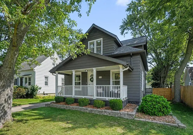 Photo 1 of Sale Pending at 311 Michigan St, Zeeland City Ottawa, MI 49464 | MLS# 71026045135 | Listing updated on 2026-09-01