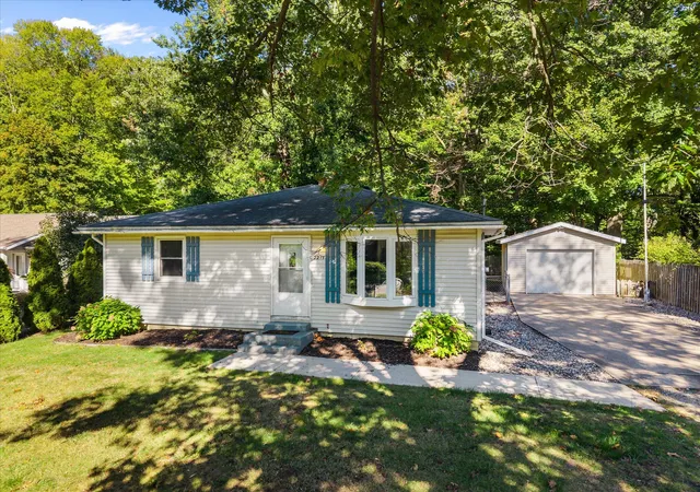 Photo 1 of Sale Pending at 2217 W Lakewood Blvd, Park Township Ottawa, MI 49424 | MLS# 65026045133 | Listing updated on 2026-09-02