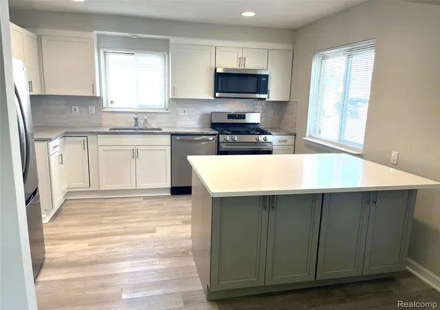 Photo 3 of Single family home for sale at 936 E Annabelle Ave, Hazel Park City Oakland, MI 48030 | MLS# 20261068449 | Listing updated on 2026-08-27