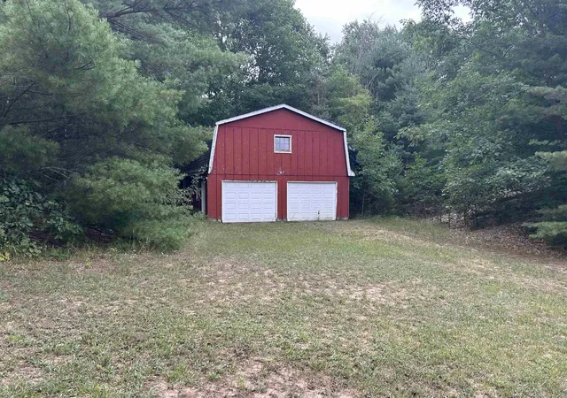 Photo 4 of Single family home for sale at 4801 Shinn Dr, Chestonia Township Antrim, MI 49659 | MLS# 78080072857 | Listing updated on 2026-08-29