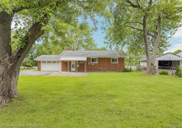 Photo 17 of Single family home for sale at 31767 W 13 Mile Rd, Farmington Hills City Oakland, MI 48334 | MLS# 20261068485 | Listing updated on 2026-08-27