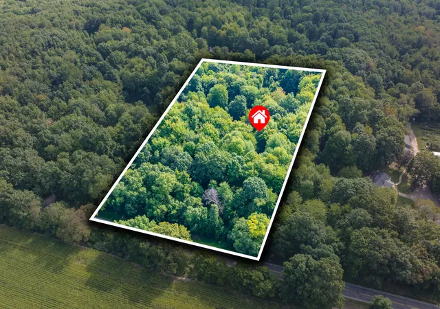 Photo 3 of Single family home for sale at 11175 S Enzian Rd, Prairieville Township Barry, MI 49080 | MLS# 66026045151 | Listing updated on 2026-09-16