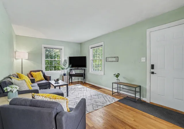 Photo 3 of Single family home for sale at 1320 Sheridan Dr, Kalamazoo City Kalamazoo, MI 49001 | MLS# 66026045162 | Listing updated on 2026-09-17