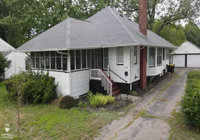 Photo 1 of Sale Pending at 118 Commercial St, Chesaning Village Saginaw, MI 48616 | MLS# 60050219881 | Listing updated on 2026-09-08