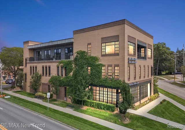 Photo 1 of Condo for sale at 804 N Main St #2H, Rochester City Oakland, MI 48307 | MLS# 20261068556 | Listing updated on 2026-09-04