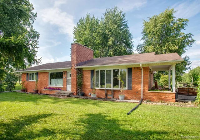Photo 2 of Single family home for sale at 8728 Rynn Rd, Kenockee Township St Clair, MI 48006 | MLS# 20261068565 | Listing updated on 2026-09-09
