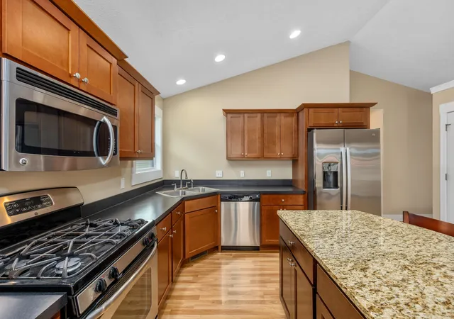 Photo 4 of Single family home for sale at 331 Rachaels Wy, Spring Lake Village Ottawa, MI 49456 | MLS# 65026045192 | Listing updated on 2026-10-09