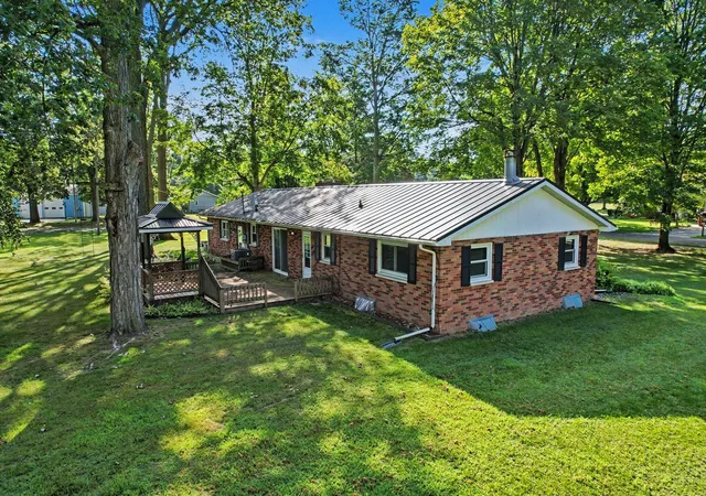 Photo 3 of Single family home for sale at 340 W Railroad St, Centreville Village St Joseph, MI 49032 | MLS# 68026045200 | Listing updated on 2026-09-24