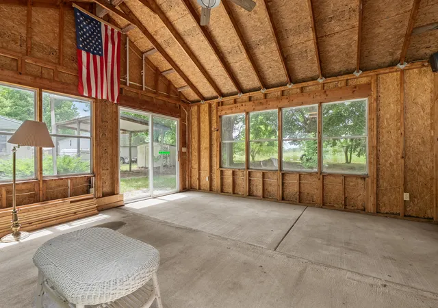 Photo 3 of Single family home for sale at 47528 84th Ave, Hamilton Township Van Buren, MI 49045 | MLS# 66026045207 | Listing updated on 2026-08-26