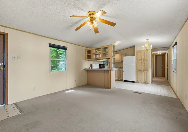 Photo 4 of Single family home for sale at 47528 84Th Ave, Hamilton Township Van Buren, MI 49045 | MLS# 66026045207 | Listing updated on 2026-08-26