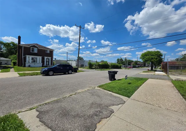 Photo 3 of Single family home for sale at 15882 Ilene St, Detroit City Wayne, MI 48238 | MLS# 20261068584 | Listing updated on 2026-08-27