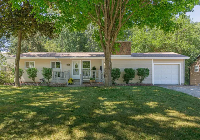 Photo 1 of Sale Pending at 1722 Stockman Rd, Mt Pleasant City Isabella, MI 48858 | MLS# 79080072874 | Listing updated on 2026-09-18