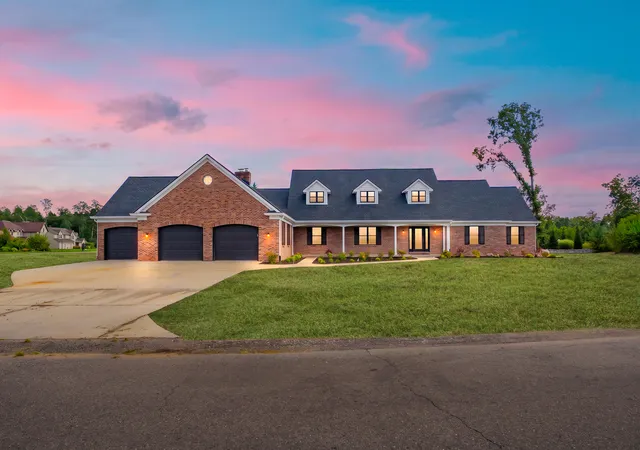 Photo 1 of Single family home for sale at 5217 Green Pine Ln, Texas Charter Township Kalamazoo, MI 49009 | MLS# 66026045218 | Listing updated on 2026-09-10