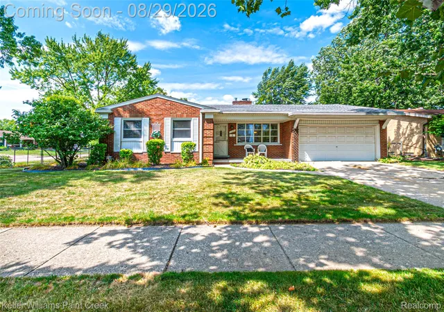 Photo 2 of Single family home for sale at 11534 Briarcliff Dr, Warren City Macomb, MI 48093 | MLS# 20261068598 | Listing updated on 2026-09-14