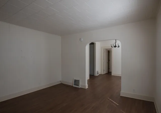 Photo 4 of Single family home for sale at 1305 Reed Ave, Kalamazoo City Kalamazoo, MI 49001 | MLS# 66026045232 | Listing updated on 2026-09-14