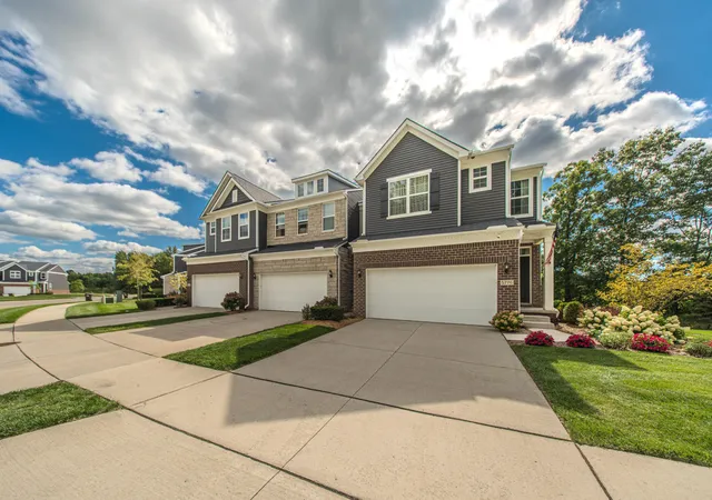 Photo 3 of Condo for sale at 5782 Whispering Springs Dr, Pittsfield Charter Township Washtenaw, MI 48108 | MLS# 81026045224 | Listing updated on 2026-09-10